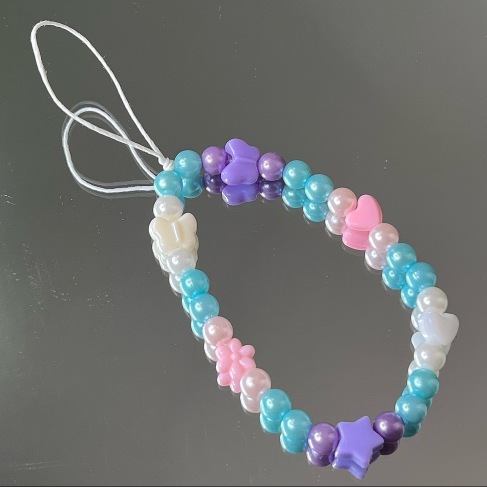 ✨Tri Color Phone Charm✨